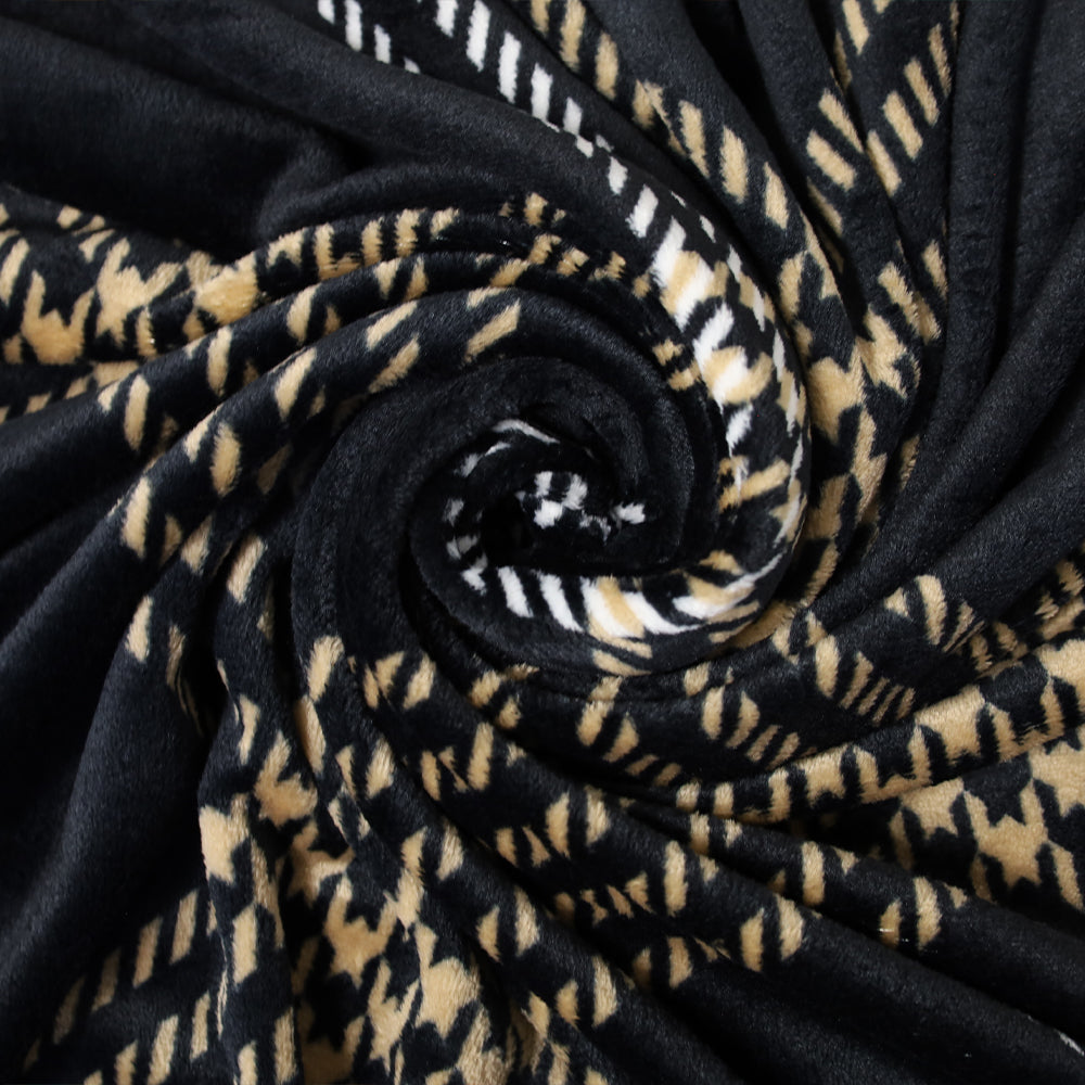 Black & Gold Plaid Soft Plush 50x60in Blanket