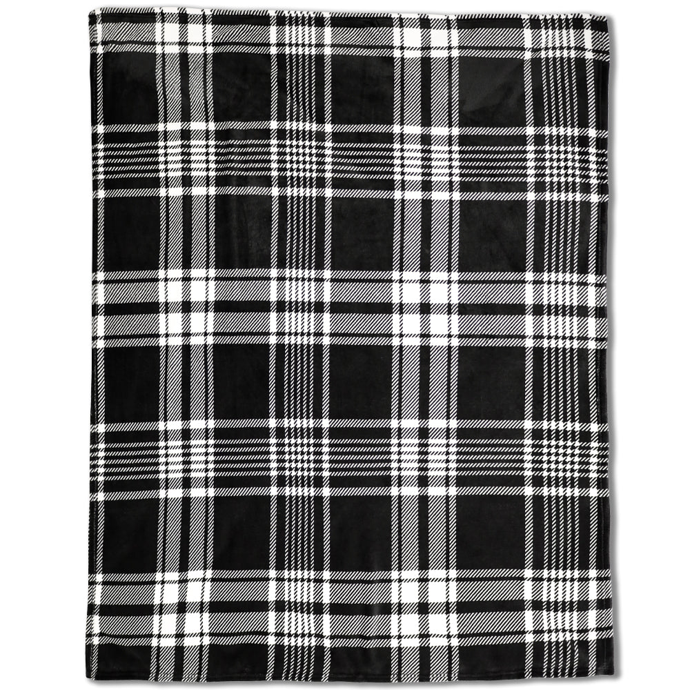 Black & White Plaid Soft Plush 50x60in Blanket