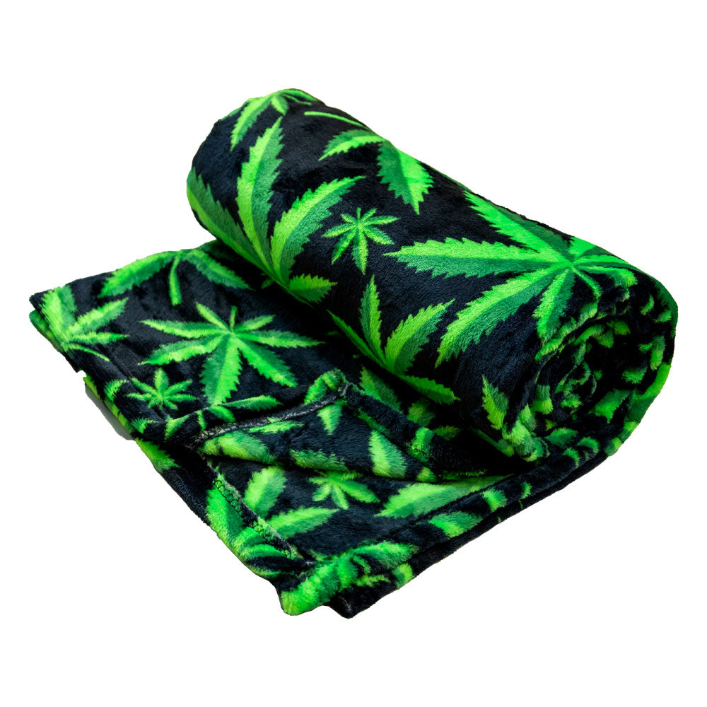 MJ Leaves Soft Plush 50x60in Blanket